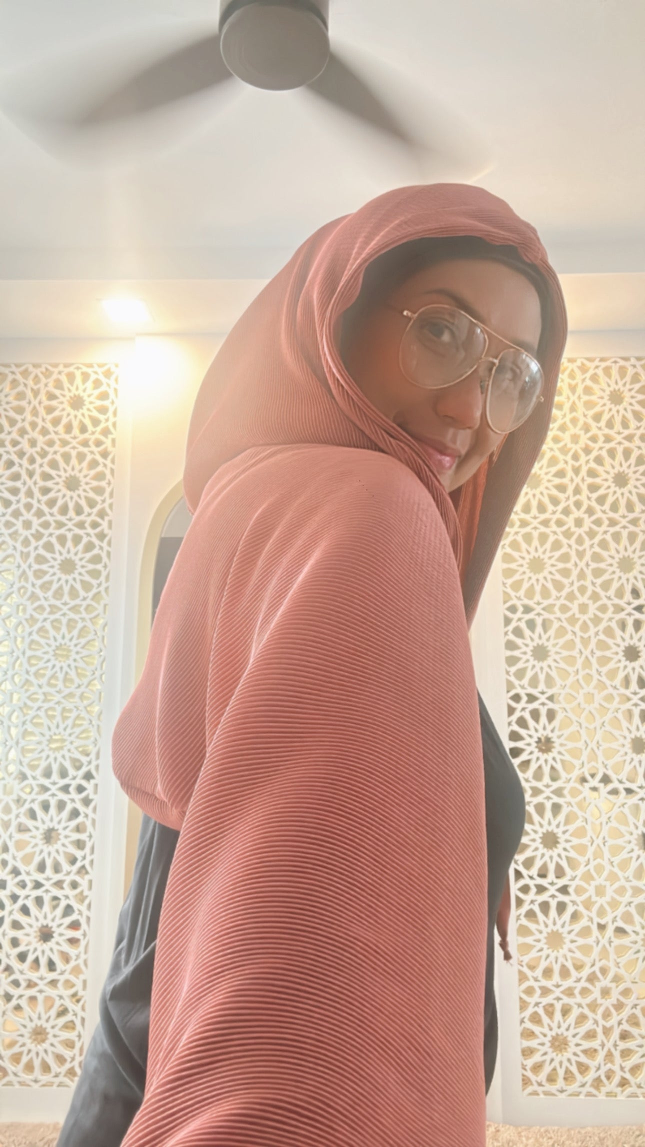 Hoodie Shrug 2.0 (SALE)